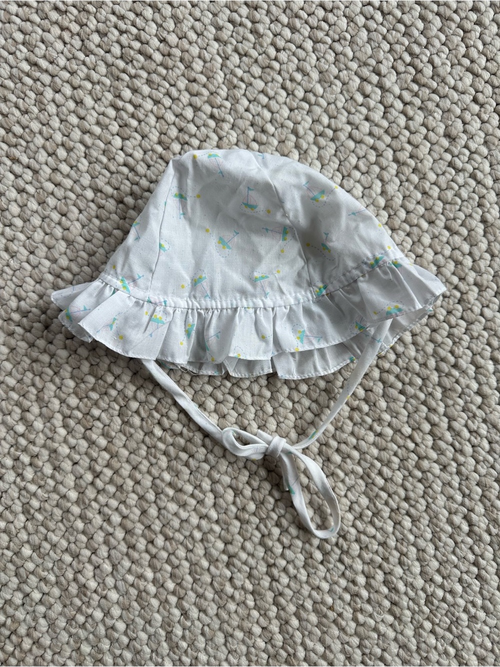 Vintage Ruffle Bonnet 587